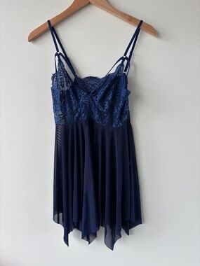 navy blue lace babydoll top, size medium